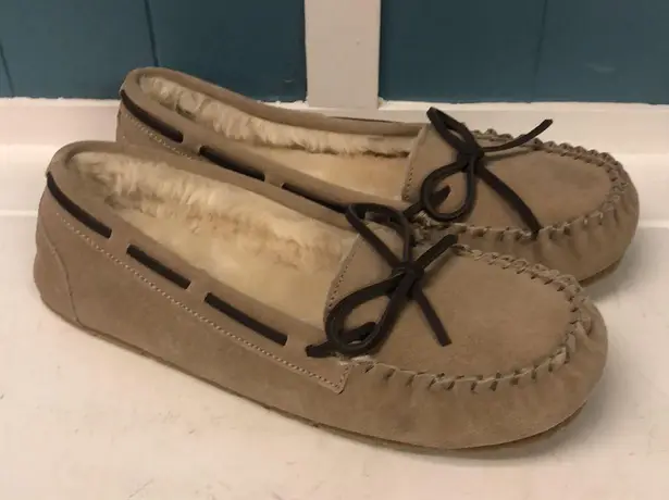 Dream Paris Dream Psirs Faux Suede Moccasin Slippers women’s size 11