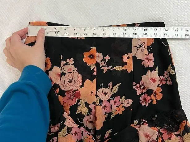 Notations Black Orange Floral Lace Trim Pleated Skirt