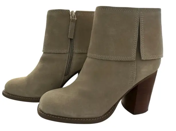 Kelsi Dagger  Tan Chunky Heel Ankle Boots EUC Size 7 thumbnail 1