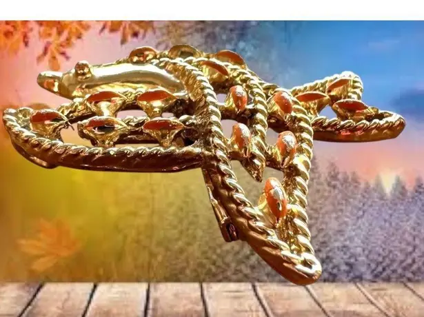 Vintage Gerrys Peace Dove Brooch Pin Faux Coral Beads Gold Tone Open Cut…