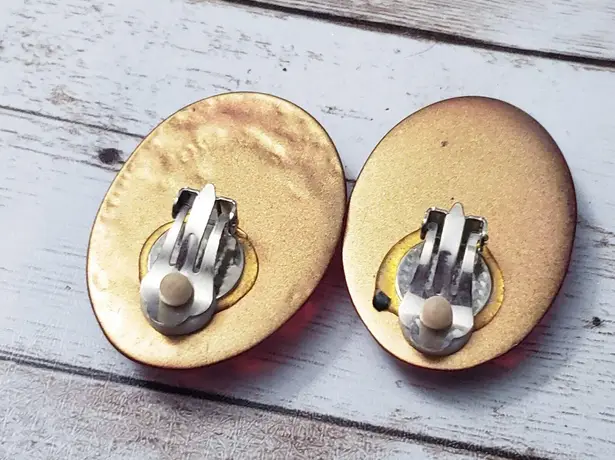Vintage Clip On Earrings Red Large Oval (One A Bit Smaller Than The Other)