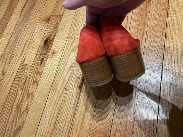 Caslon Suede Pumps Orange Chunky Heel Business Casual Party colorful bright coastal comfy slouchy corrugated draped ruched