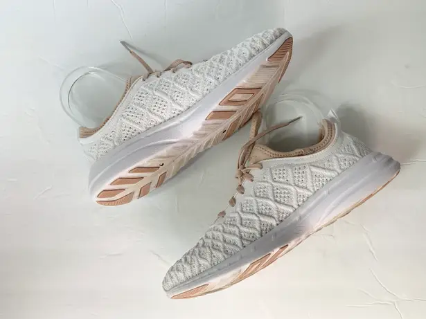 APL Techloom Phantom Sneaker Ivory Blush