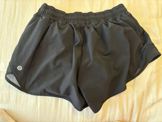 Lululemon Hotty Hot Shorts 4”