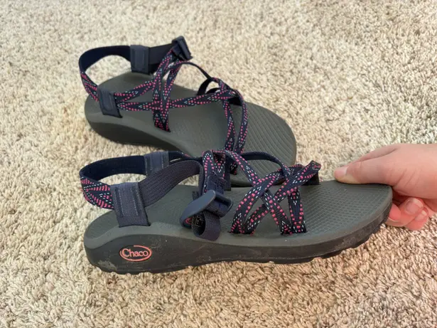 Chacos  thumbnail 2