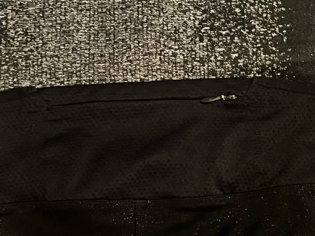 The North Face Womens large  Black Glittered Capri leggings 