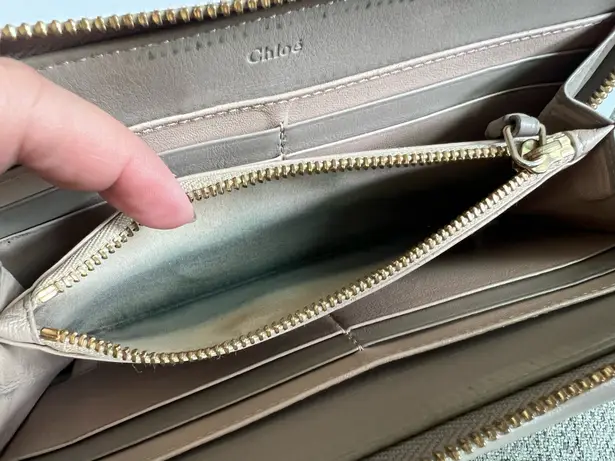 Chloé Long Wallet Leather Zip-Around