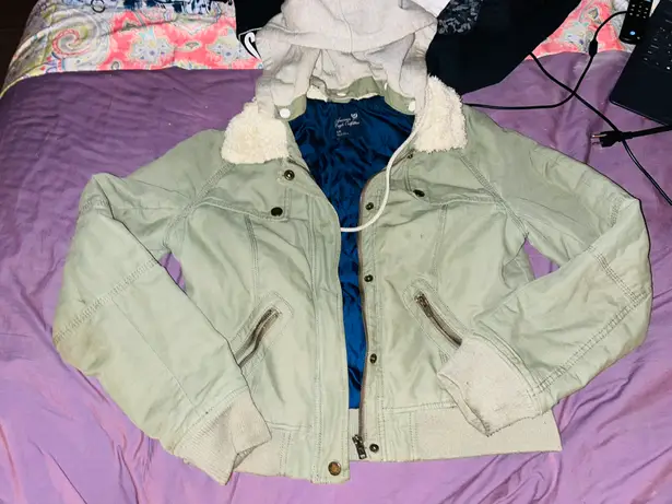 American Eagle Baby Doll Bomber Jacket sz Large  Olive colored with removable grey hoodie