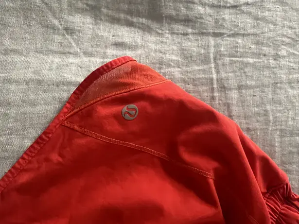 Lululemon Red LR Hotty Hot 2.5” Shorts thumbnail 4