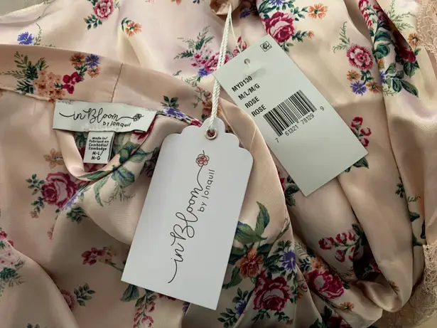 In Bloom ’s My Fair Lady Satin Robe