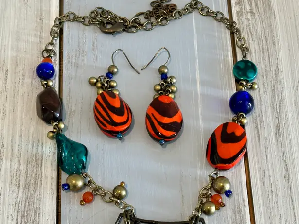 Dry Cute Necklace & Pierced Earrings Set Brass Tone & Multiple Beads