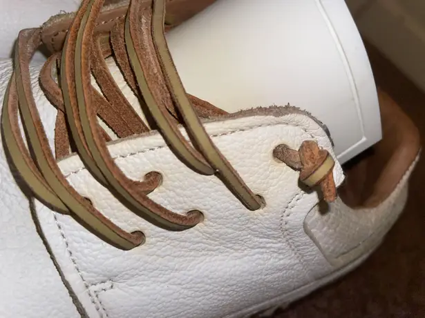 esseutesse Fringe Sneakers White Size 8