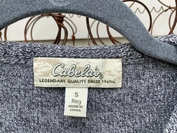 Cabela's Cabela’s gray embroidered snowflake sweater vest winter christmas ugly