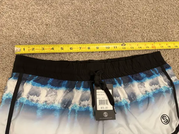 Scales Boardshorts Womens size M shorts Wahoo Black Blue Stretch Authentic Size M