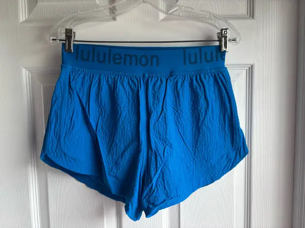 Lululemon  Logo Waistband High-Rise Training Shorts Poolside Blue 8 - Image 3