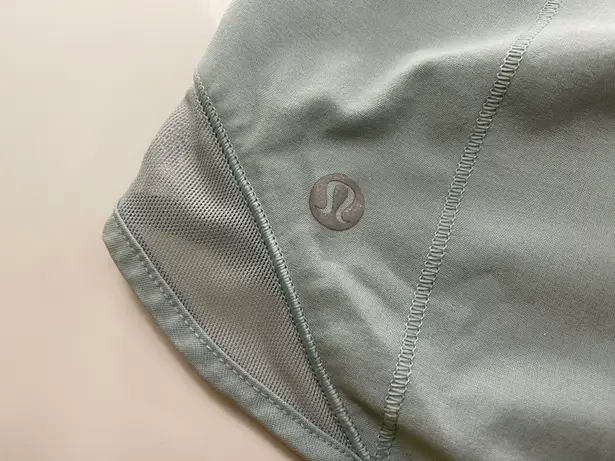 Lululemon Hotty Hot Short 4”