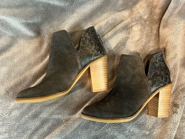 Dolce Vita DV8 Shai Mixed Material
Heeled Dark Gray Bootie Boots Shoes Size 6