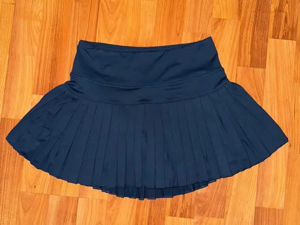 Hinge Skirt