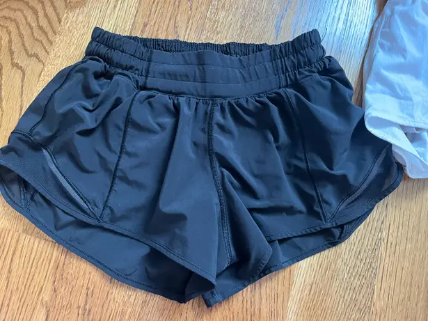 Lululemon Hotty Hot Short 2.5”