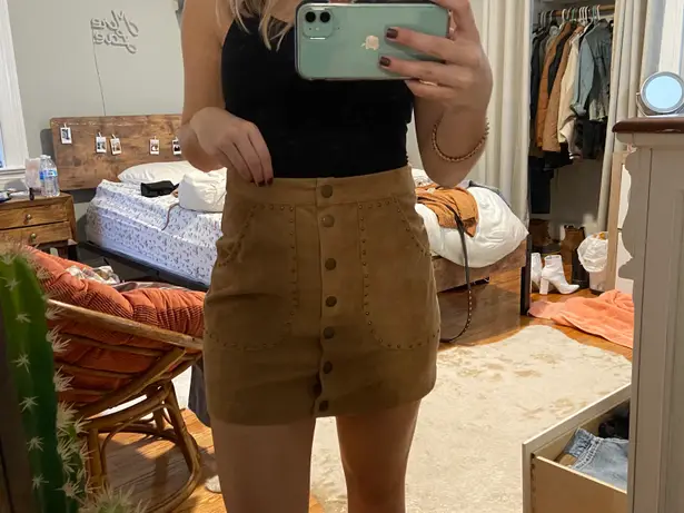 Impeccable Pig (boutique) suede tan skirt with buttons