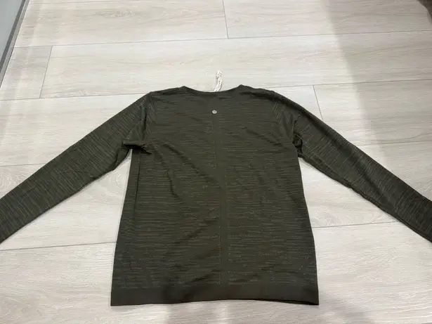 Lululemon Swiftly Tech  Long Sleeve - Image 3