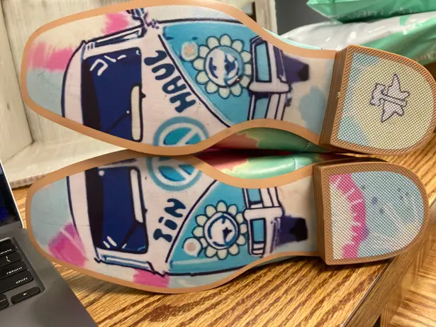 Groovy Cowboy Boots Multiple Size 8