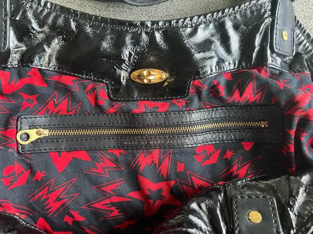 Marc by Marc Jacobs patent leather 2 way bag