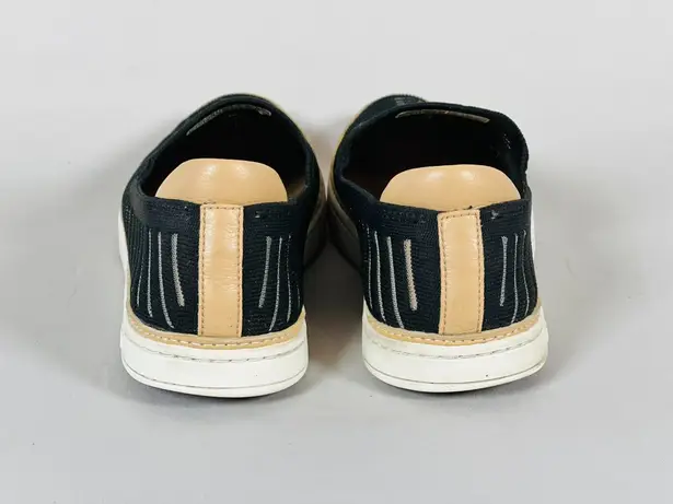 UGG Women's Shoes Sammy Breeze Slip-on size 8