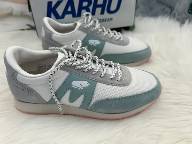 Karhu Unisex Albatross 82 Sneakers, Size 8.5 Women’s/ Size 7 Men’s /EU 40