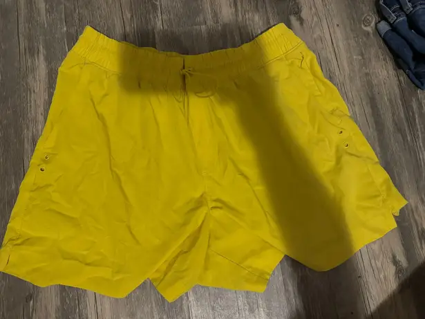 Old Navy Active Old Navy Athletic Shorts