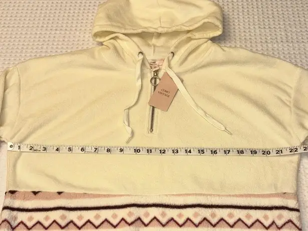 Como vintage NEW! Fleece Hoodie Sweatshirt Size M Ivory Pink Purple Geometric