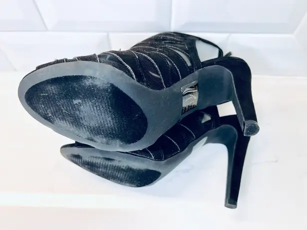 Cathy Jean Strappy Ankle Strap Black Heel Shoe sz 6