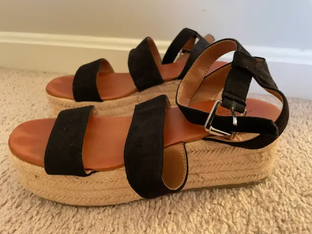 American Eagle Outfitters Platform Sandals