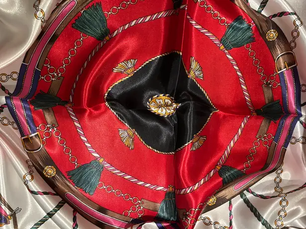 Vintage Royal EQUESTRIAN Horses and Carriages oversized square Silky Scarf 35/35 Multiple