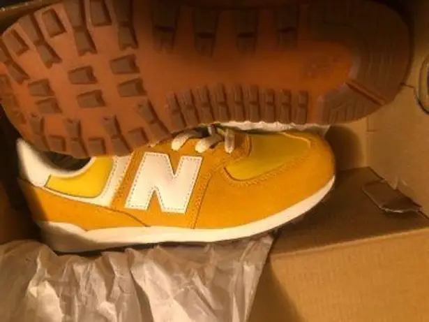 New Balance Tan / Yellow 696 Suede Sneakers