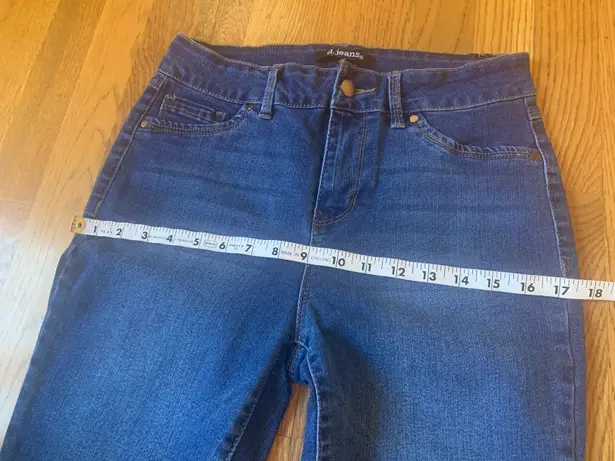 D. Jeans skinny Jeans size 6