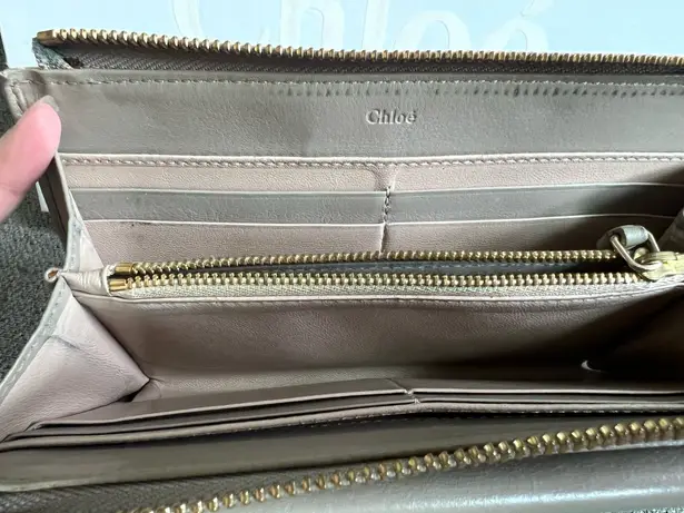 Chloé Long Wallet Leather Zip-Around