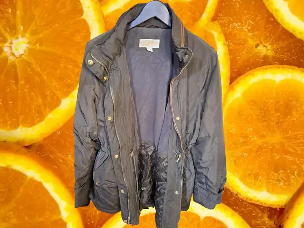 Michael Kors Green Coat with Pull out Hood and Lots of Pockets Size XL