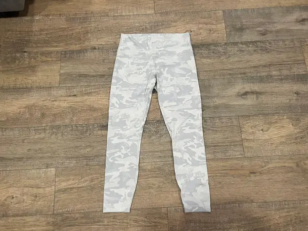 Lululemon white camo wunder under  leggings 25”