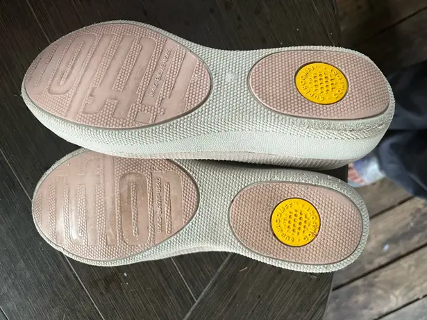 FitFlop  Women's Cream Slip-On Shoes size 6.5 - Image 5