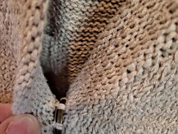 carole little Tan Knit Snap Closure Belted Sweater Size Small