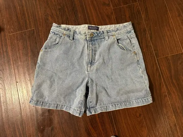 Bill Blass Vintage bill bass jean shorts size 12