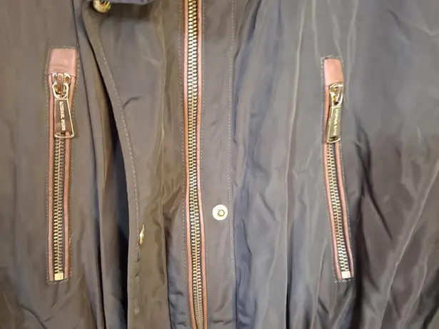 Michael Kors Green Coat with Pull out Hood and Lots of Pockets Size XL