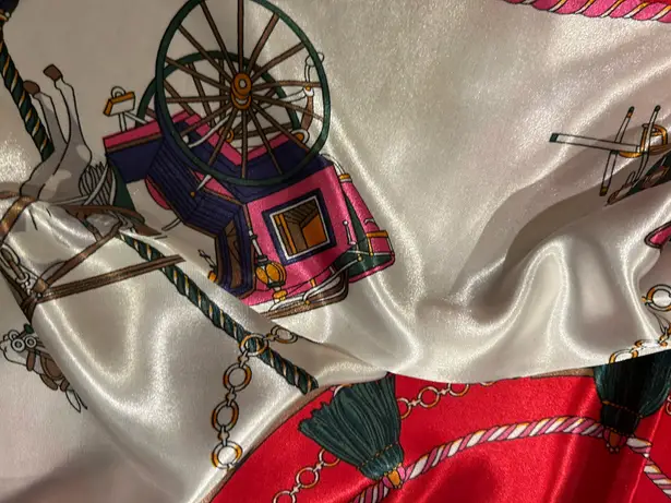 Vintage Royal EQUESTRIAN Horses and Carriages oversized square Silky Scarf 35/35 Multiple