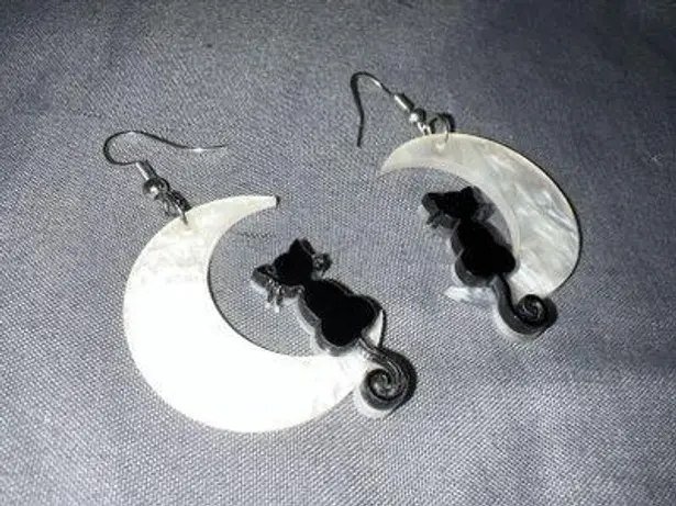 homemade cat earrings