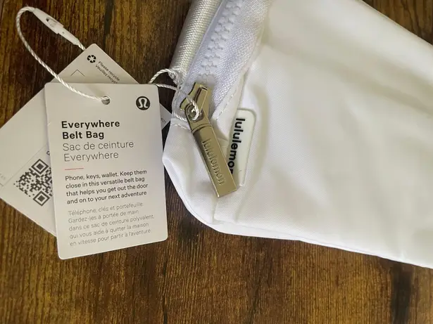 Lululemon Everywhere Belt Bag White