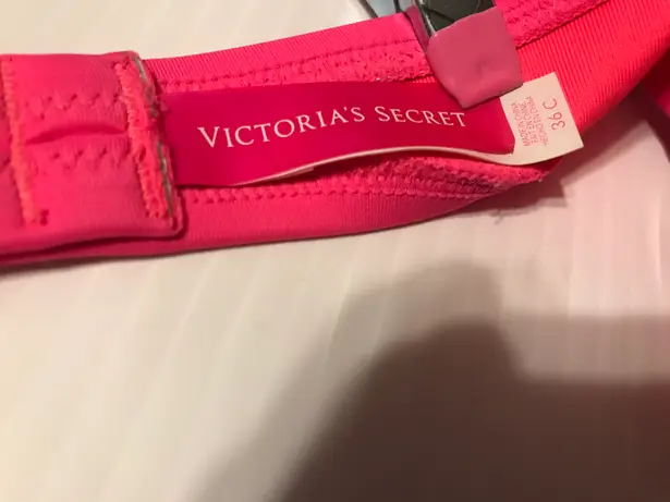 Victoria's Secret Victoria Secret bikini top pink size 36C 