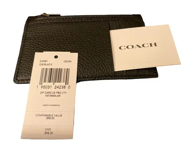 Coach NWT  Zip Card Case