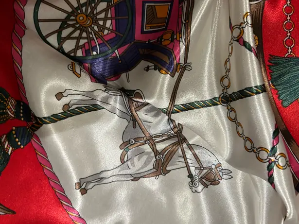 Vintage Royal EQUESTRIAN Horses and Carriages oversized square Silky Scarf 35/35 Multiple