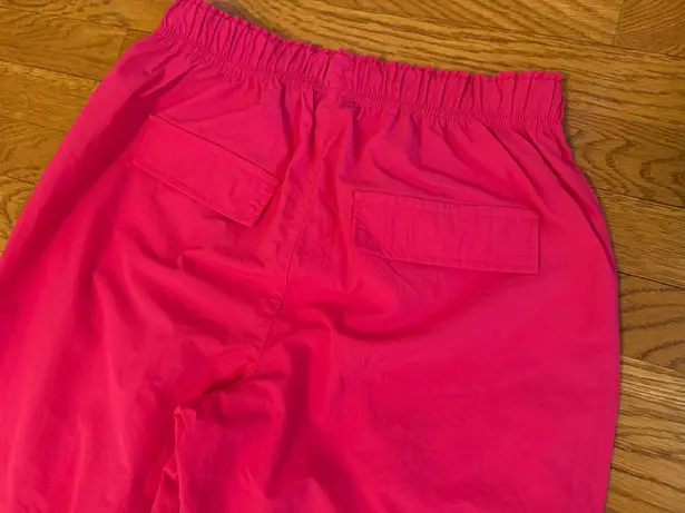 High waist parachute cargo pants in hot pink size M Size M
